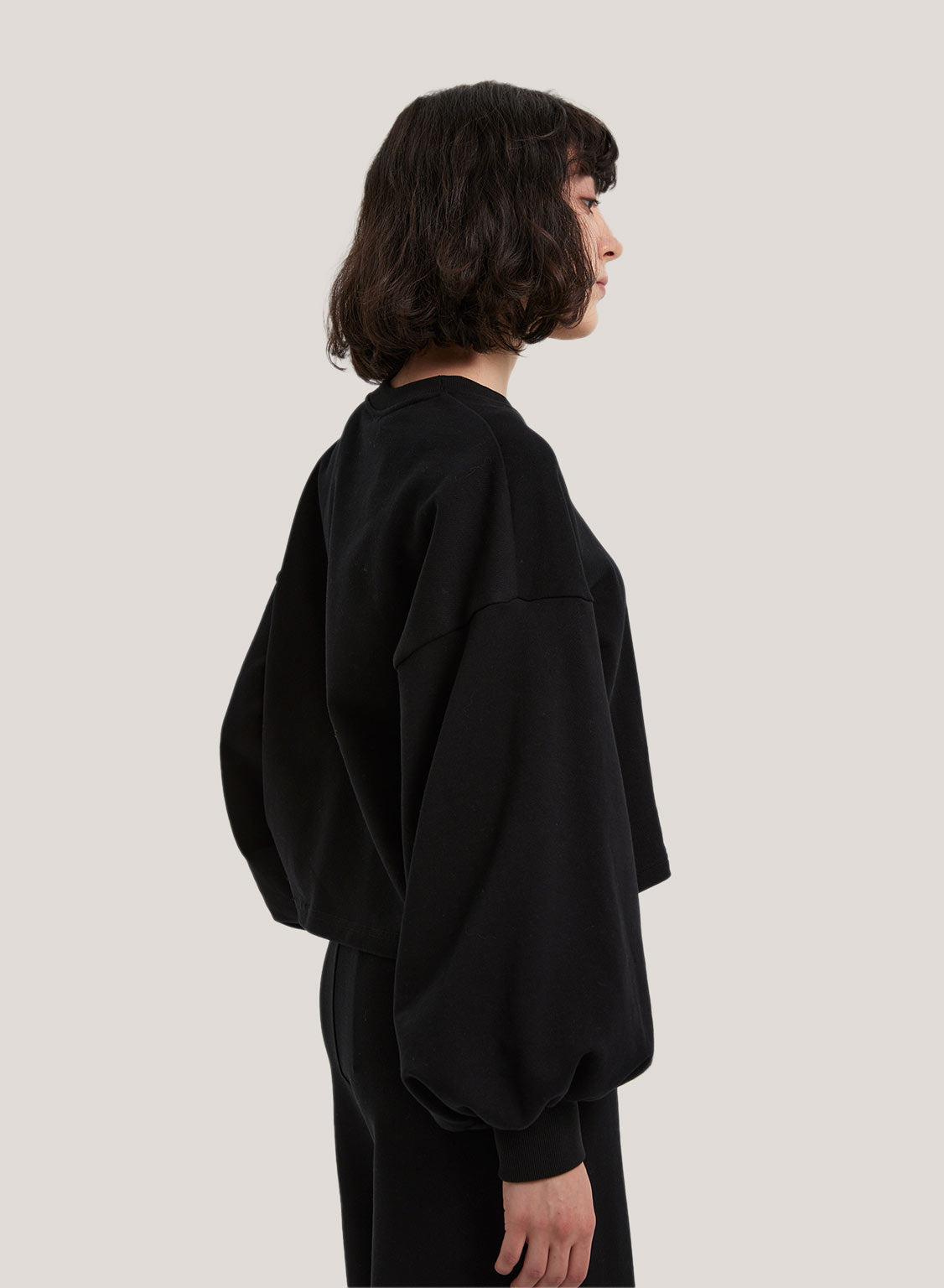 puff sleeve sweatshirt