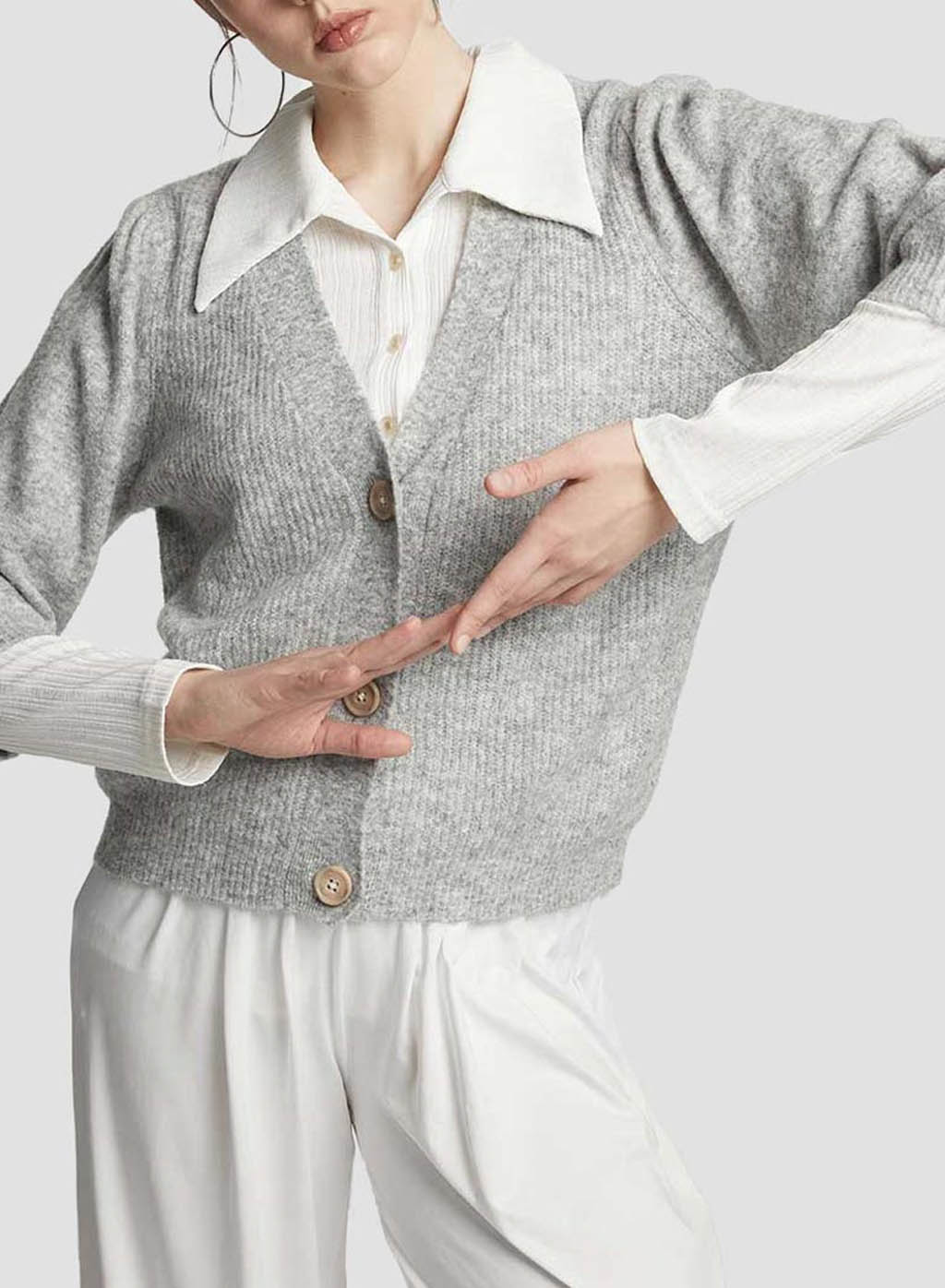 Sleek V-neck Cardigan - Grey, M image