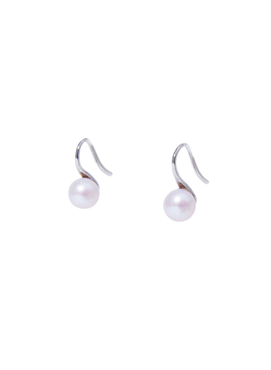 Yvette Pearl Ear Hook image 1