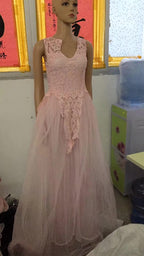 Women Wedding Dress Sleevless Flowers Lace Dress image 4