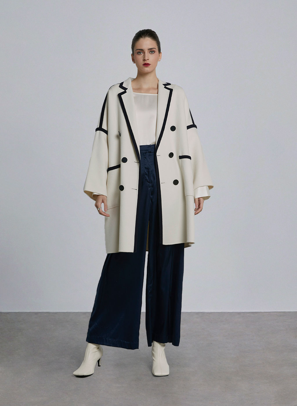 Contrast Trim Notch Lapel Wool Coat image 0