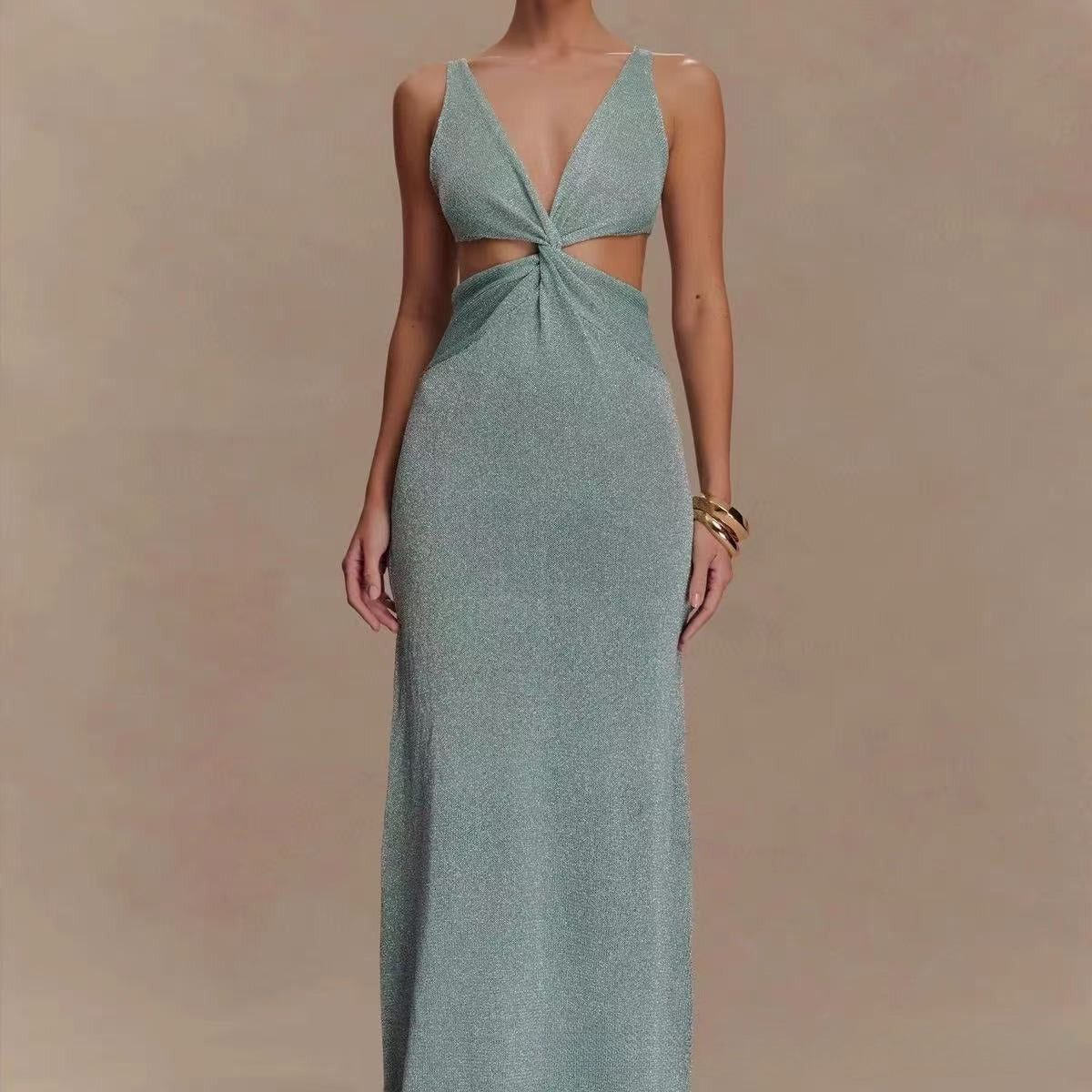 V-neck kink vest long skirt