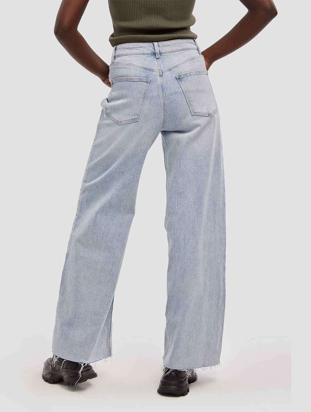Straight Medium Washed Jeans image 1
