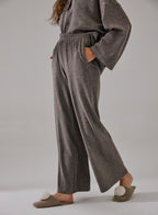 Loose-Fit Pocket Pants