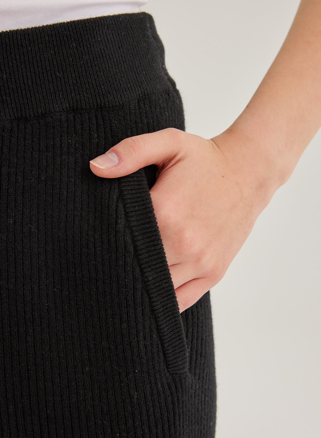 Cashmere Ribbed Drawstring Joggers