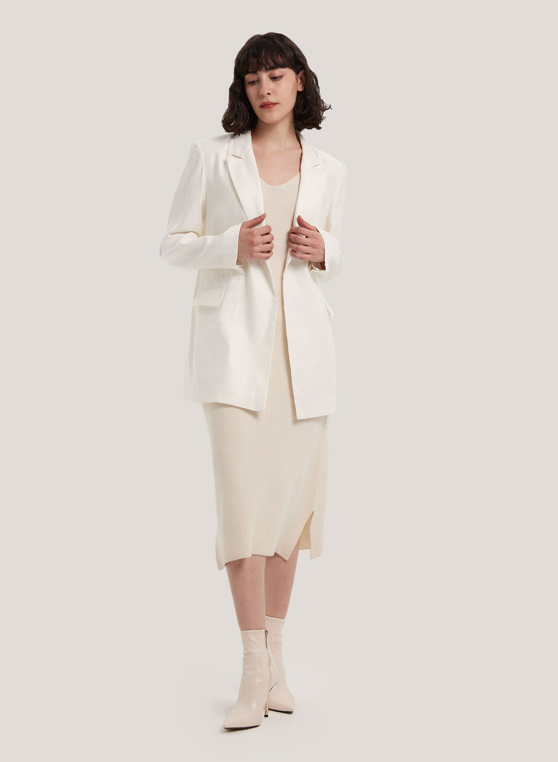 Tailored Linen-Blend Blazer